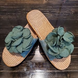 Flirty, Floral Slides